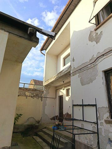 Eladó családi ház, Apátfalván 16 M Ft, 5 szobás