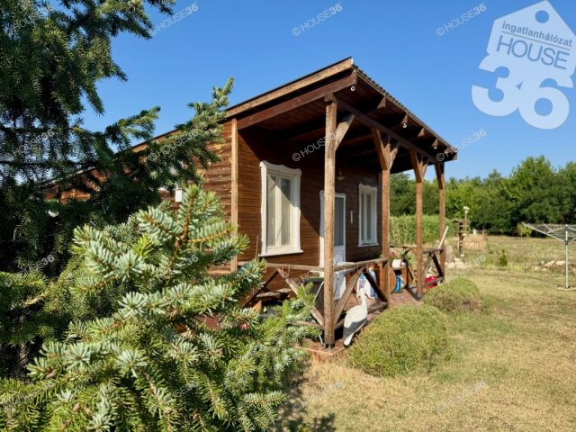 Eladó családi ház, Kecskeméten 19.99 M Ft, 1 szobás