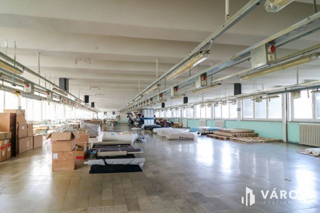 Eladó ipari ingatlan, Berettyóújfaluban 590 M Ft