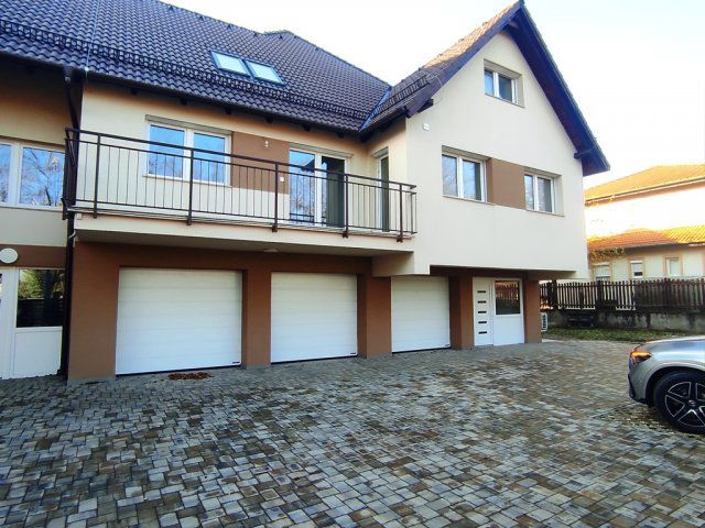 Eladó téglalakás, Dunakeszin 114.9 M Ft, 4 szobás