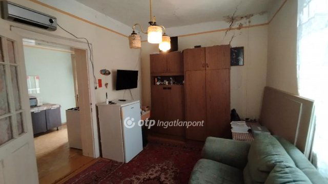 Eladó családi ház, Farmoson 21.5 M Ft, 2 szobás