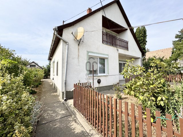 Eladó családi ház, Tolnán 48 M Ft, 3 szobás