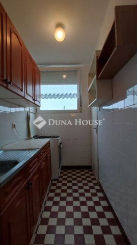 Eladó téglalakás, Gyálon 66.5 M Ft, 4 szobás