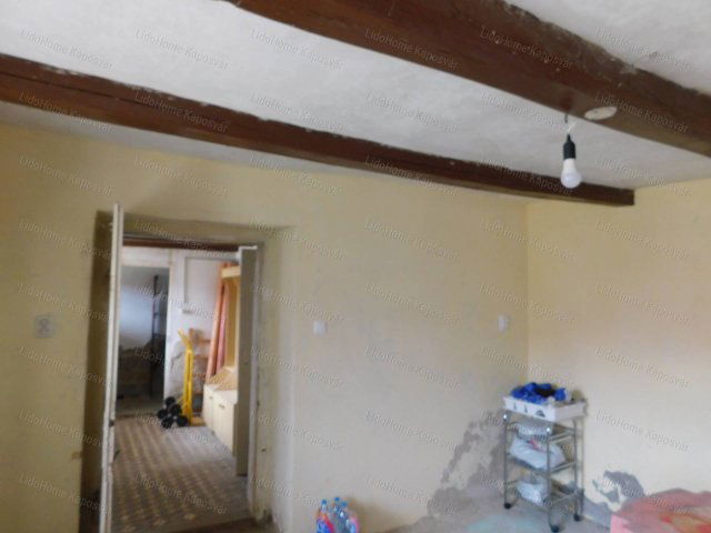Eladó családi ház, Kaposváron 16.9 M Ft, 2 szobás