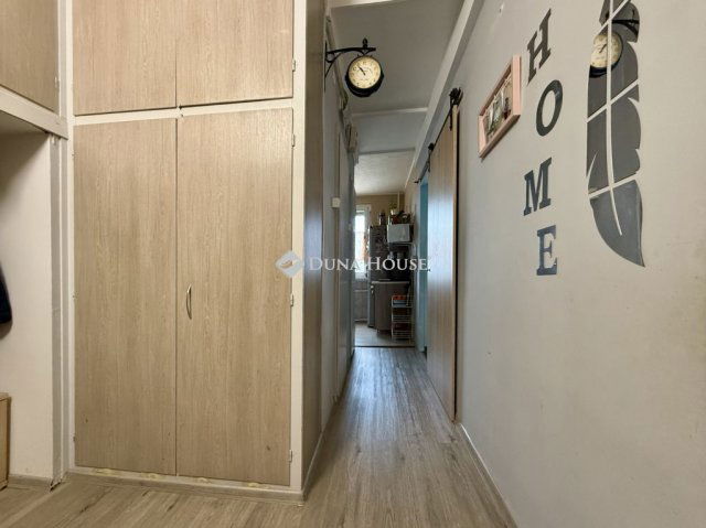 Eladó panellakás, Békéscsabán, Lencsési úton 30.5 M Ft