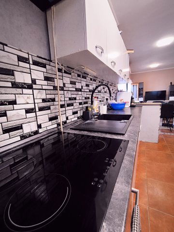 Eladó családi ház, Pölöskén 71.4 M Ft, 5 szobás