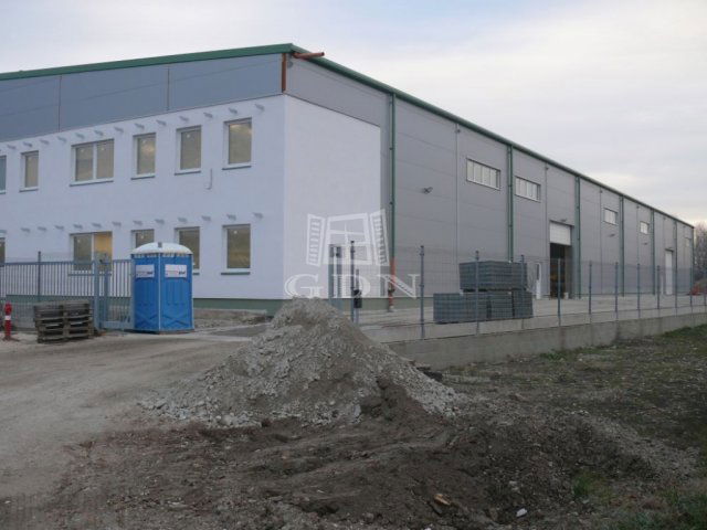 Kiadó ipari ingatlan, Kecskeméten 7813 E Ft / hó
