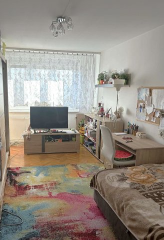 Eladó panellakás, Budapesten, III. kerületben 74.99 M Ft