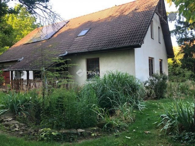 Eladó családi ház, Bicsérden 76.9 M Ft, 5 szobás
