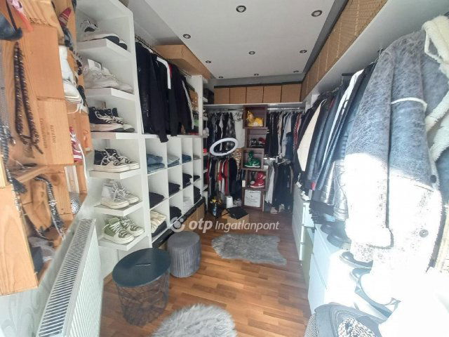 Eladó téglalakás, Budapesten, XV. kerületben 87 M Ft, 2+1 szobás