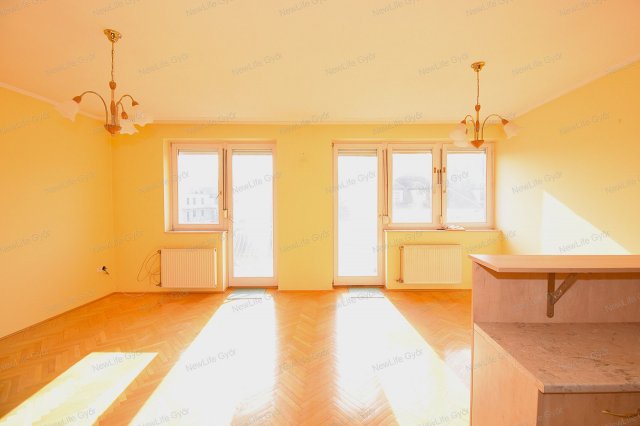 Eladó téglalakás, Győrött, Ady Endre utcában 74.99 M Ft