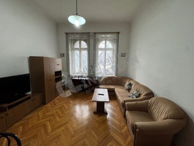 Eladó téglalakás, Budapesten, VIII. kerületben 42.3 M Ft