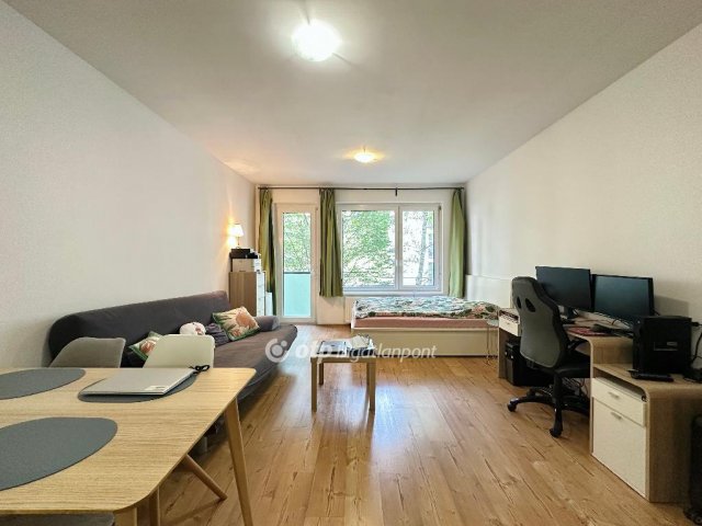 Kiadó téglalakás, albérlet, Budapesten, VIII. kerületben