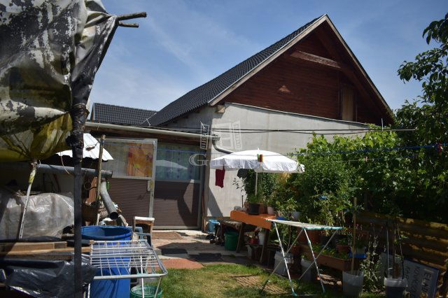 Eladó családi ház, Magyarlakon 47.99 M Ft, 3+1 szobás
