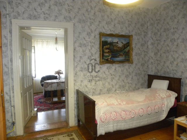 Eladó családi ház, Szebényen 20 M Ft, 4 szobás