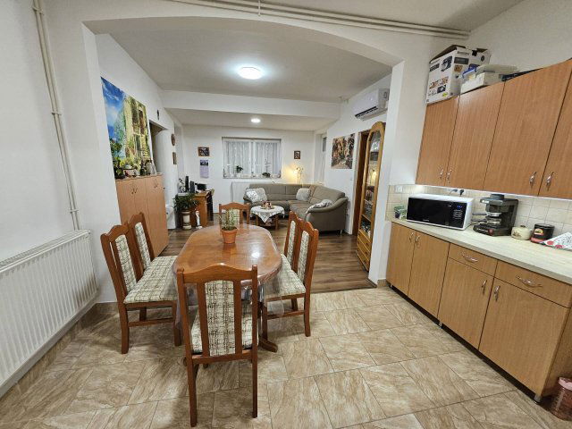 Eladó családi ház, Szombathelyen 84.9 M Ft, 2+2 szobás