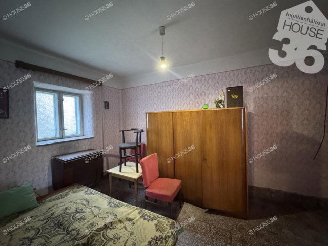 Eladó családi ház, Pálmonostorán 12.5 M Ft, 3 szobás