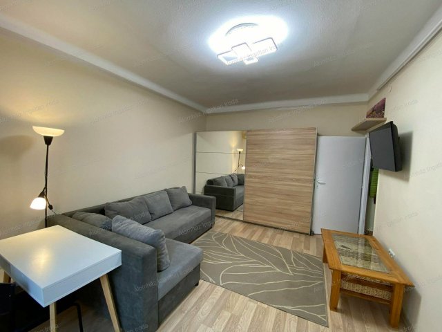 Kiadó téglalakás, albérlet, Budapesten, XIV. kerületben