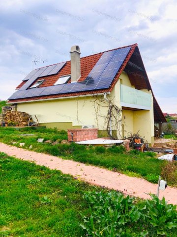 Eladó családi ház, Balatonfüreden 334 M Ft