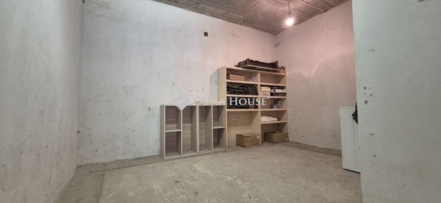 Eladó családi ház, Monoron 164.9 M Ft, 5 szobás