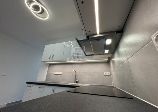 Eladó téglalakás, Budapesten, XI. kerületben 113 M Ft, 3 szobás