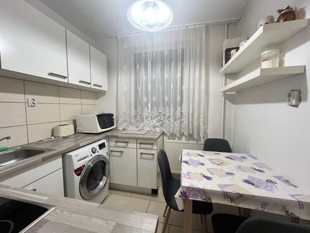 Eladó panellakás, Debrecenben 60.9 M Ft, 2 szobás