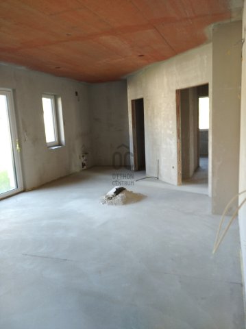 Eladó családi ház, Pákozdon 159.9 M Ft, 4 szobás