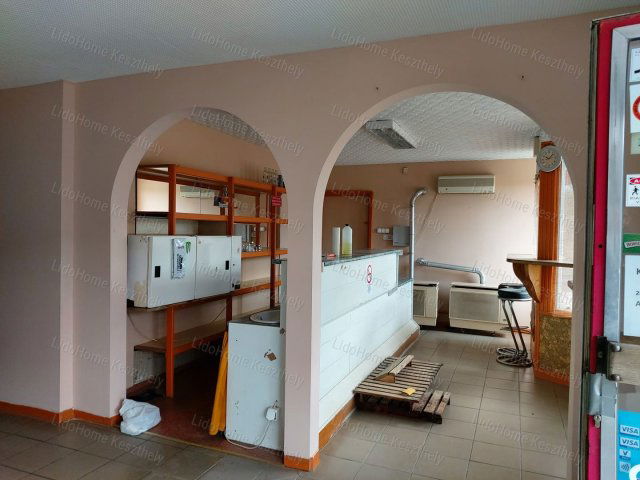 Eladó üzlethelyiség, Zalacsányon 19.999 M Ft, 4 szobás