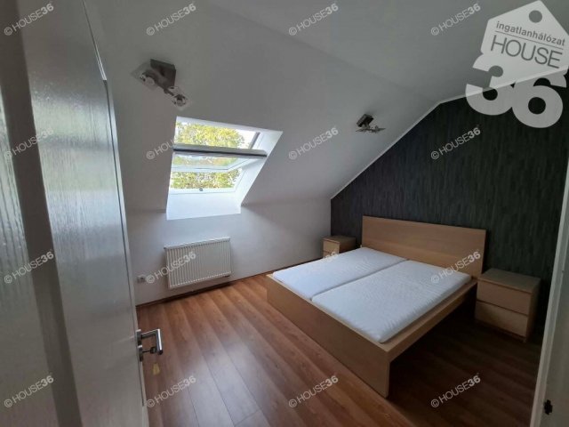 Eladó iroda, Lajosmizsén 59.5 M Ft, 3 szobás