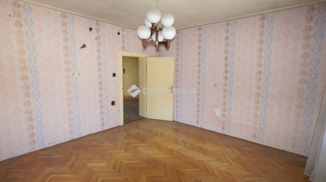 Eladó családi ház, Zalaegerszegen 70 M Ft, 3 szobás