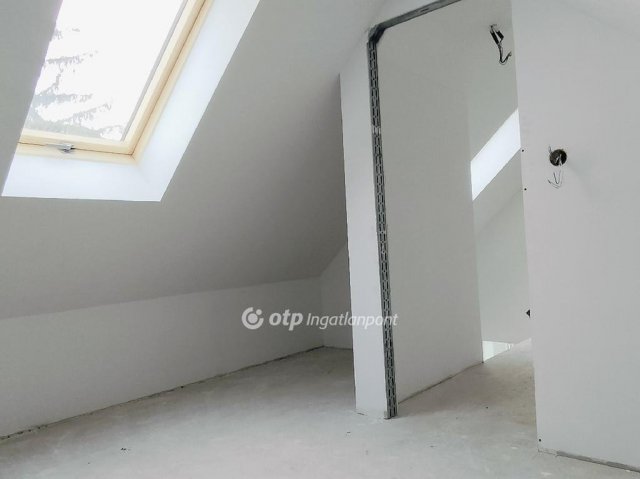 Eladó családi ház, Érden 79.9 M Ft, 2+2 szobás