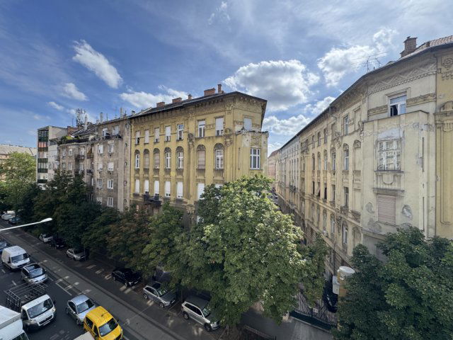 Eladó téglalakás, Budapesten, II. kerületben 99 M Ft, 2 szobás