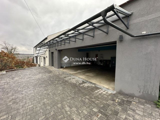 Eladó családi ház, Gödöllőn 279 M Ft, 5 szobás