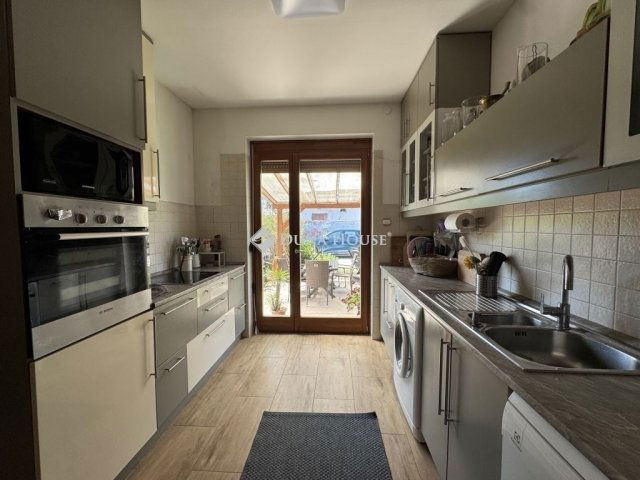 Eladó családi ház, Budapesten, IV. kerületben 199 M Ft, 6 szobás