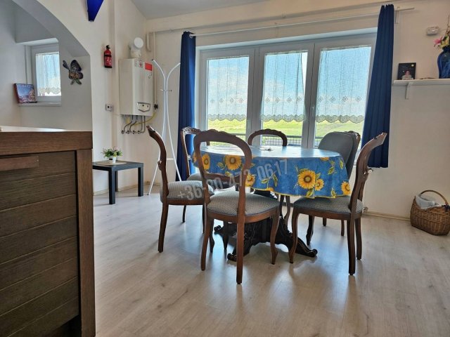 Eladó családi ház, Egerszalókon 90 M Ft, 5 szobás