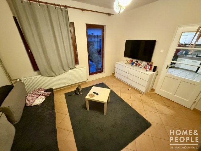 Eladó családi ház, Domaszéken 65.99 M Ft, 2 szobás