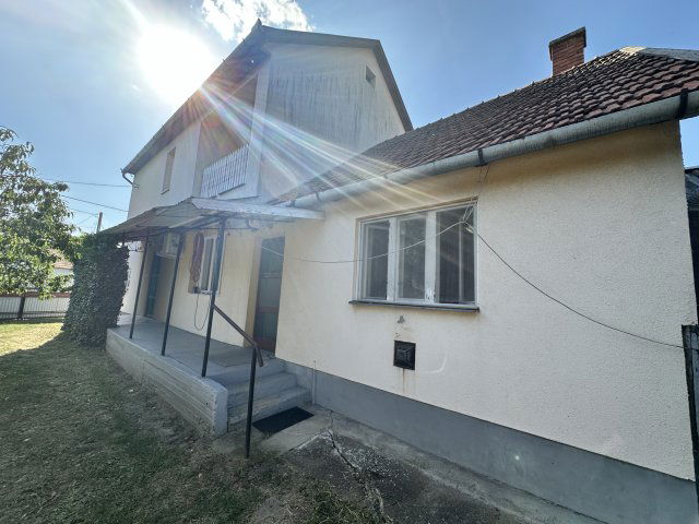 Eladó családi ház, Komádiban 23.9 M Ft, 3 szobás
