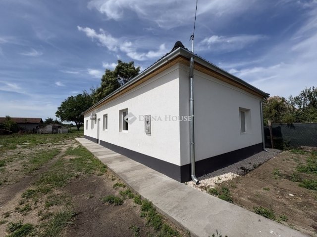 Eladó családi ház, Örkényen 45 M Ft, 3 szobás