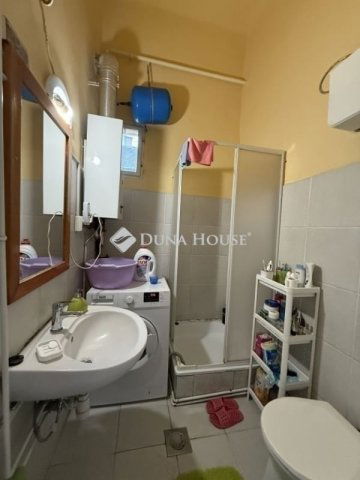 Eladó téglalakás, Budapesten, VII. kerületben 48 M Ft, 1 szobás