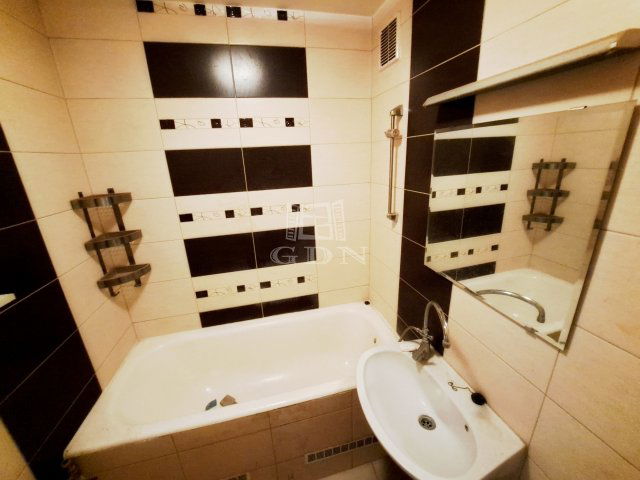 Eladó panellakás, Miskolcon 27.5 M Ft, 2 szobás