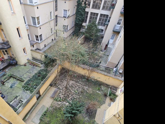 Eladó téglalakás, Budapesten, XIII. kerületben, Balzac utcában