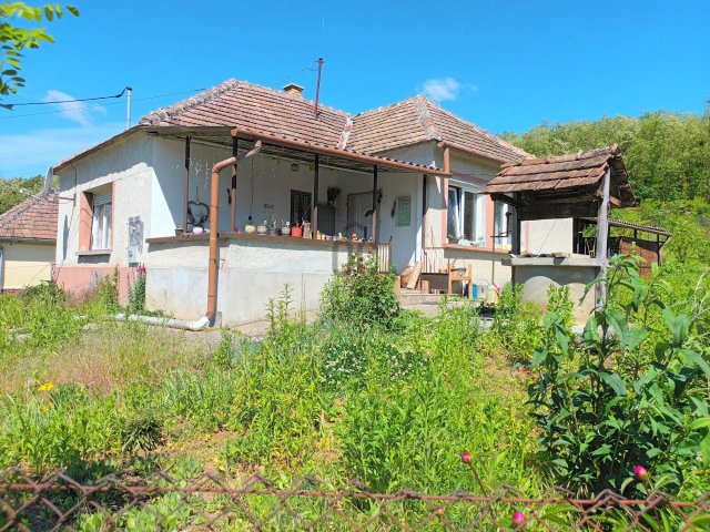 Eladó családi ház, Zalaszentgróton 21.8 M Ft, 2 szobás