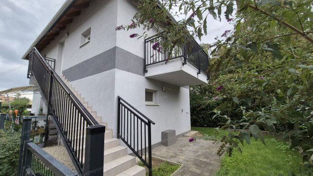 Eladó téglalakás, Sopronban 52 M Ft, 3 szobás