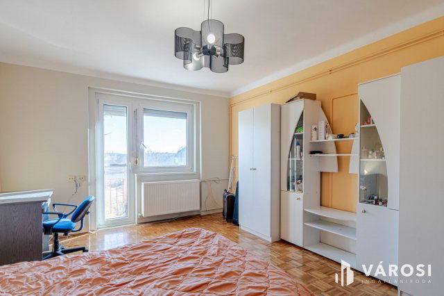 Eladó téglalakás, Szegeden 54.9 M Ft, 2 szobás