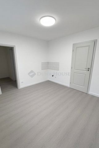 Eladó családi ház, Székesfehérvárott 70 M Ft, 3 szobás