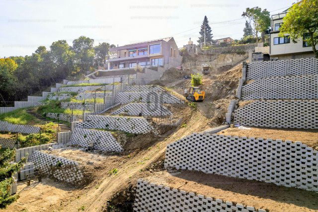 Eladó telek, Szentendrén 72.7 M Ft / költözzbe.hu