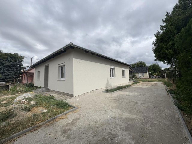 Eladó családi ház, Szigethalmon 95 M Ft, 4 szobás