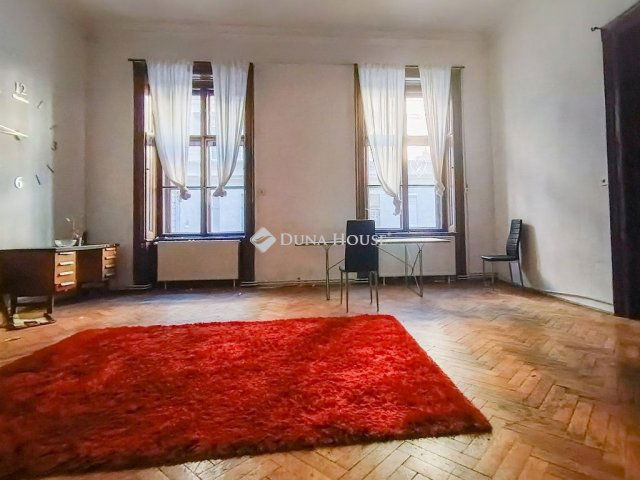 Eladó téglalakás, Budapesten, VII. kerületben 99.99 M Ft