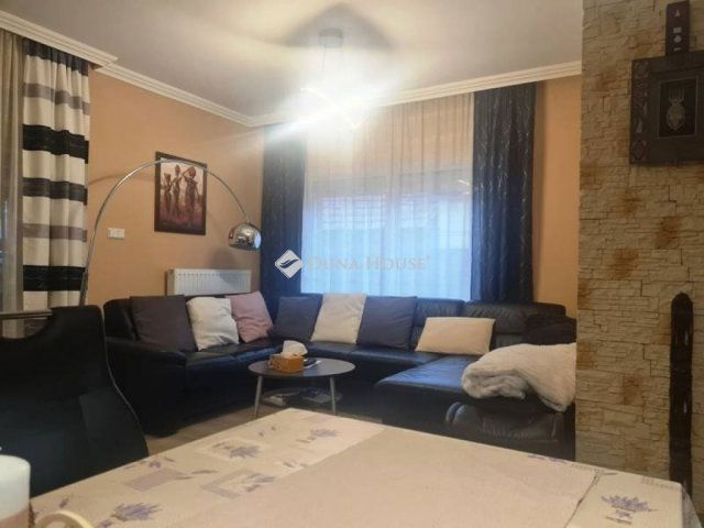 Eladó családi ház, Siófokon 92.99 M Ft, 3 szobás