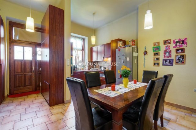 Eladó téglalakás, Budapesten, VII. kerületben 185 M Ft, 3 szobás